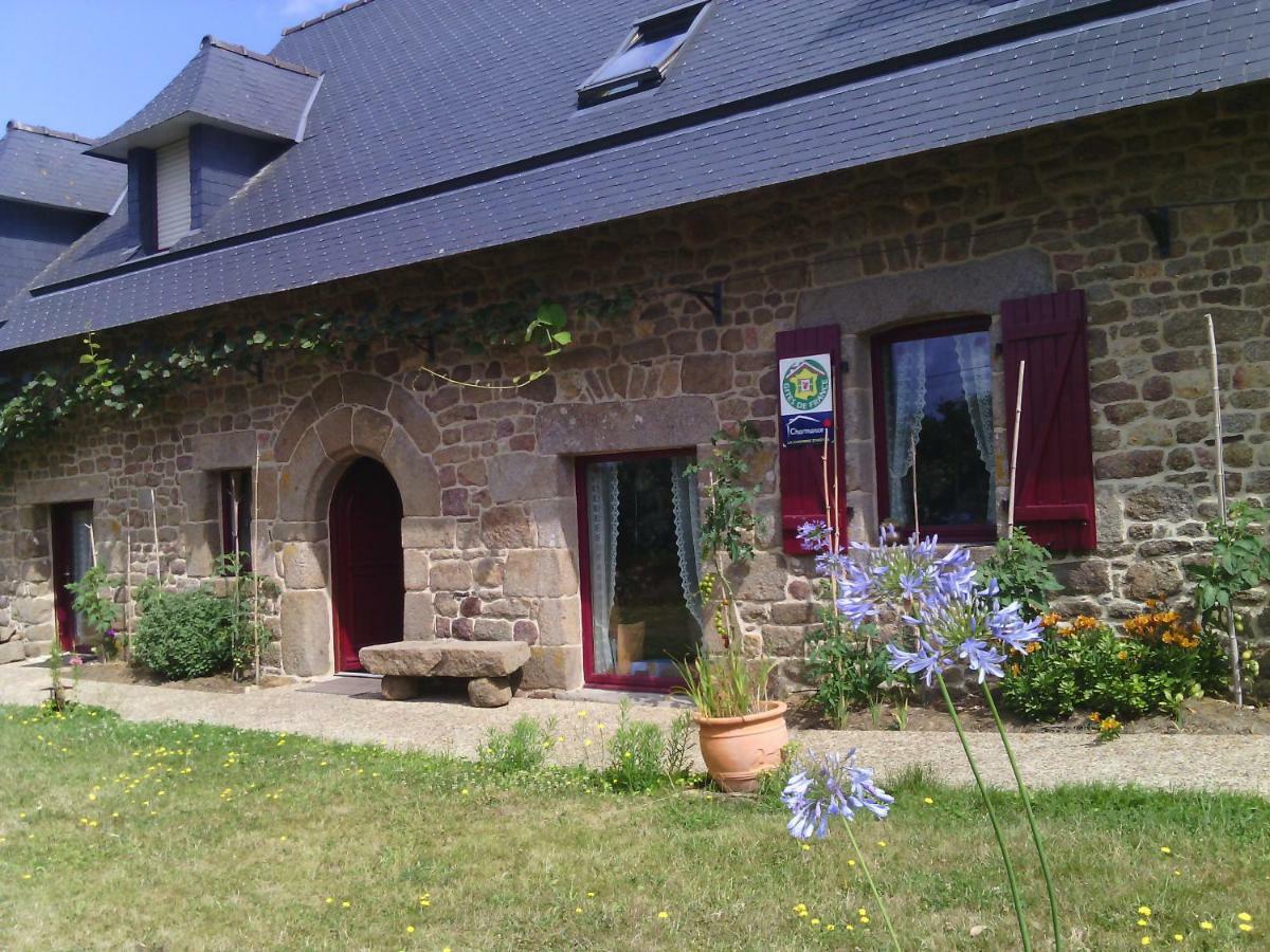 Bed and Breakfast La Roche Saint-Etienne-en-Cogles Экстерьер фото