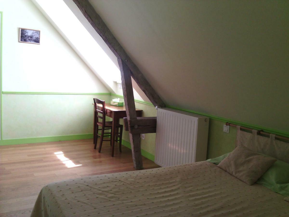 Bed and Breakfast La Roche Saint-Etienne-en-Cogles Экстерьер фото